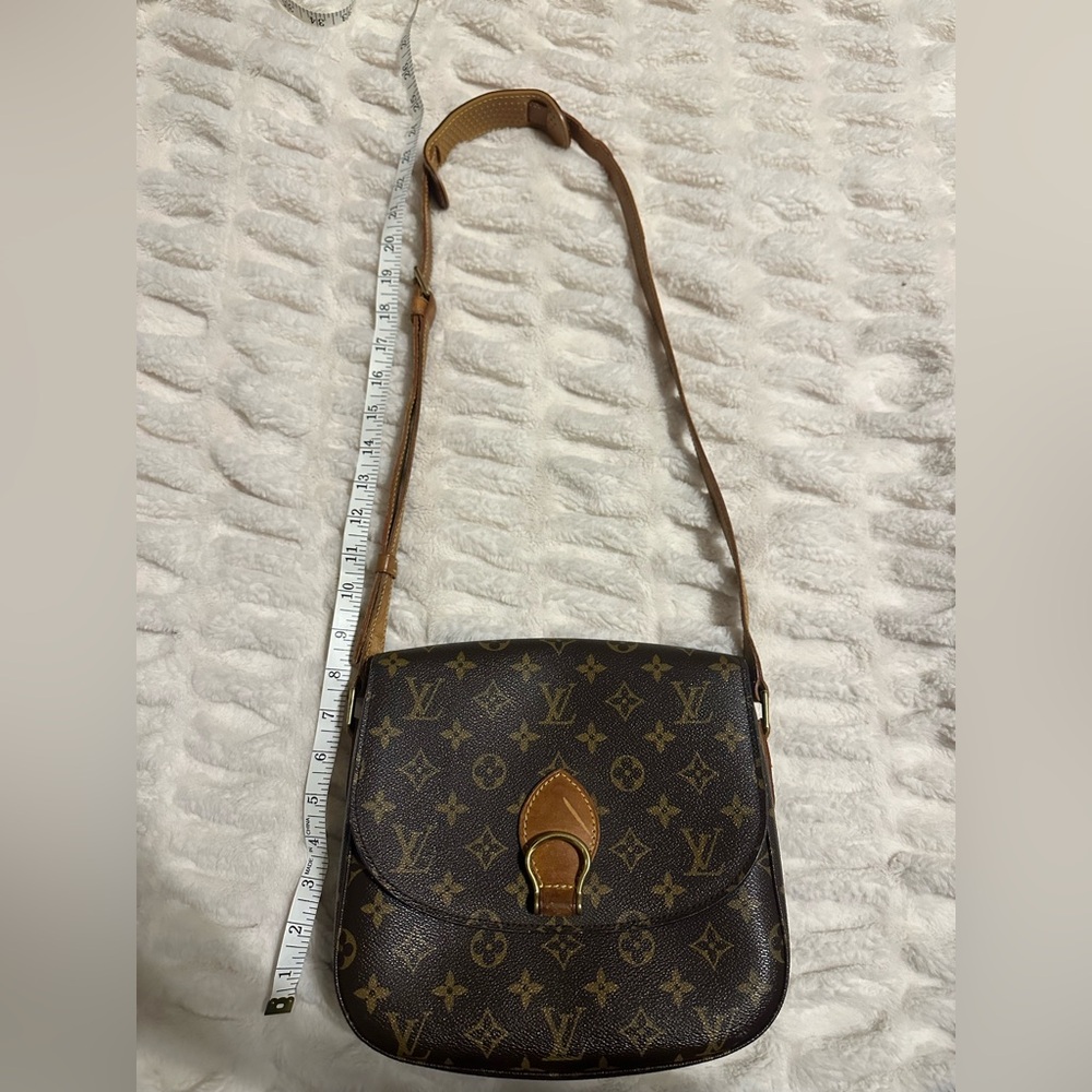 Authentic Louis Vuitton
Vintage Monogram Saint Cloud - Picture 10 of 11